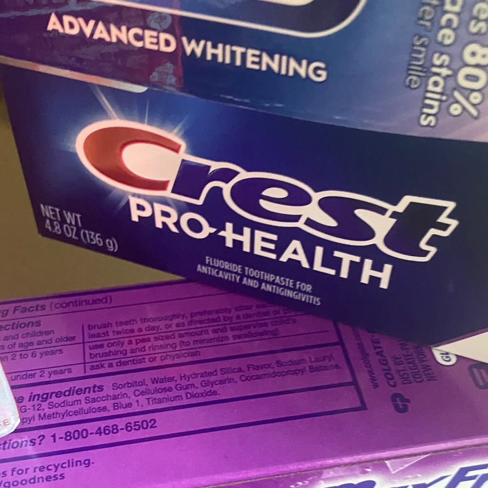 Colgate and Crest Toothpaste Set - Picture 3 of 4